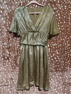 SHEIN Metallic Gold V-Neck Midi Dress